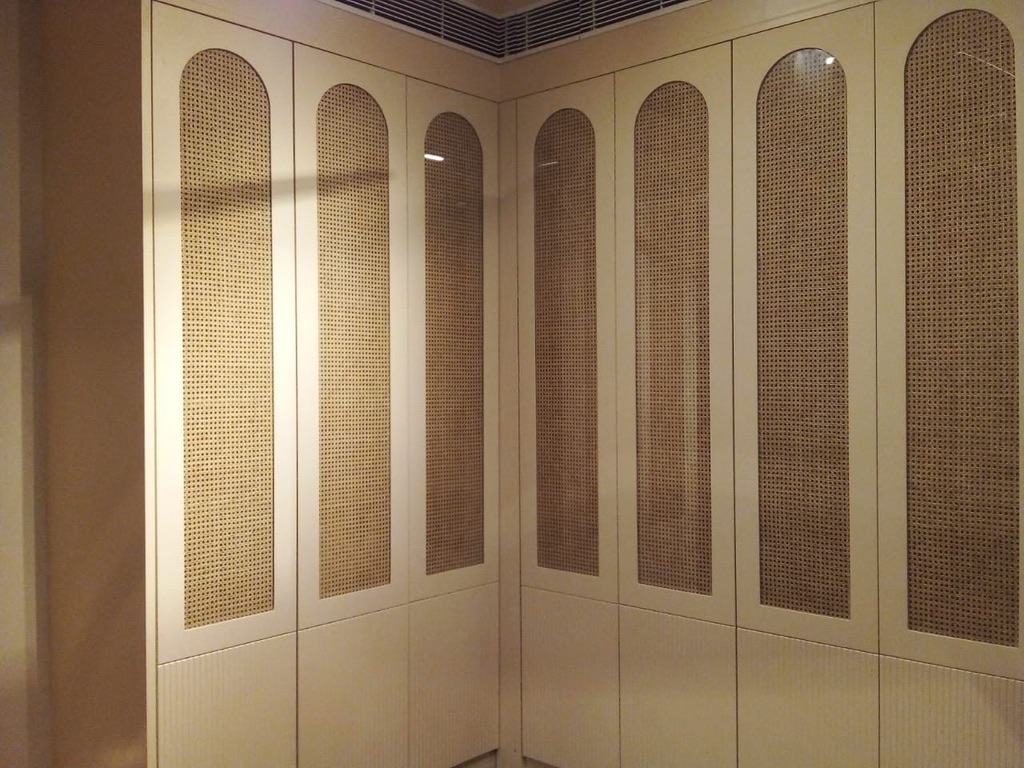 Walk-In Wardrobe