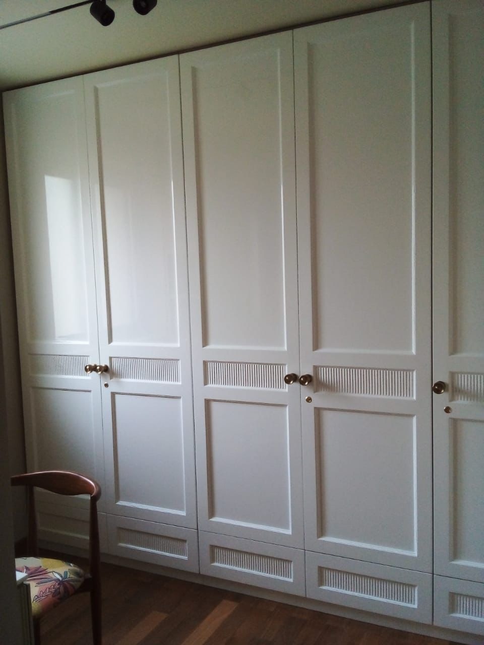 Walk-In Wardrobe